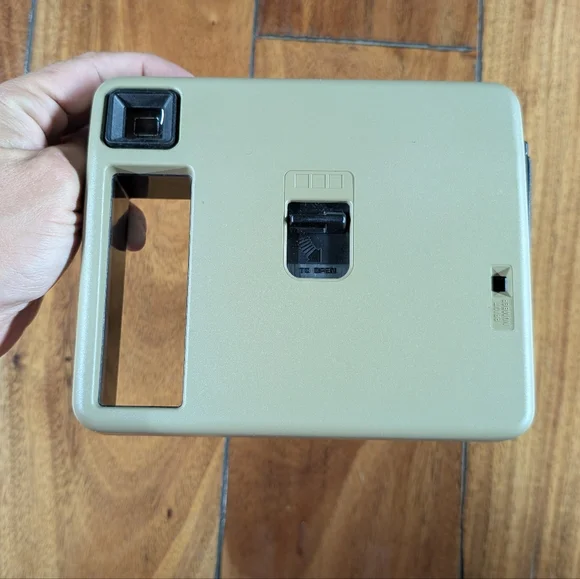 Kodak x Coca-Cola Vintage Instamatic Camera (OS)